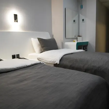 Midis Hotel