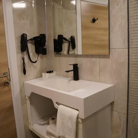 Hotel Midis 4*