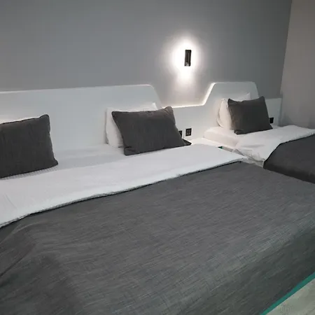 Hotel Midis