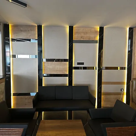 Midis Hotel