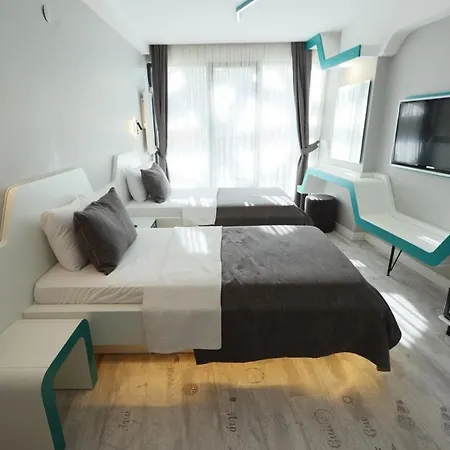 Hotel Midis 4*