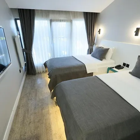 Midis Hotel