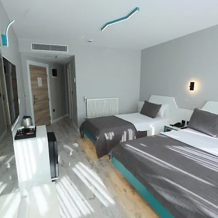 Midis Hotel