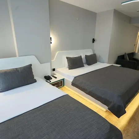 Midis Hotel 4*