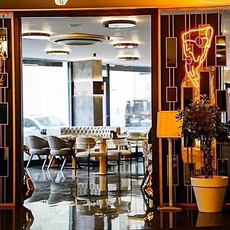 Hotel Midis 4*