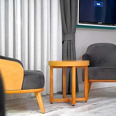 Midis Hotel 4*